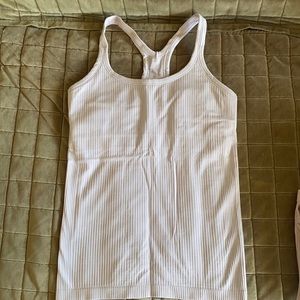 Lulu lemon lavender tank